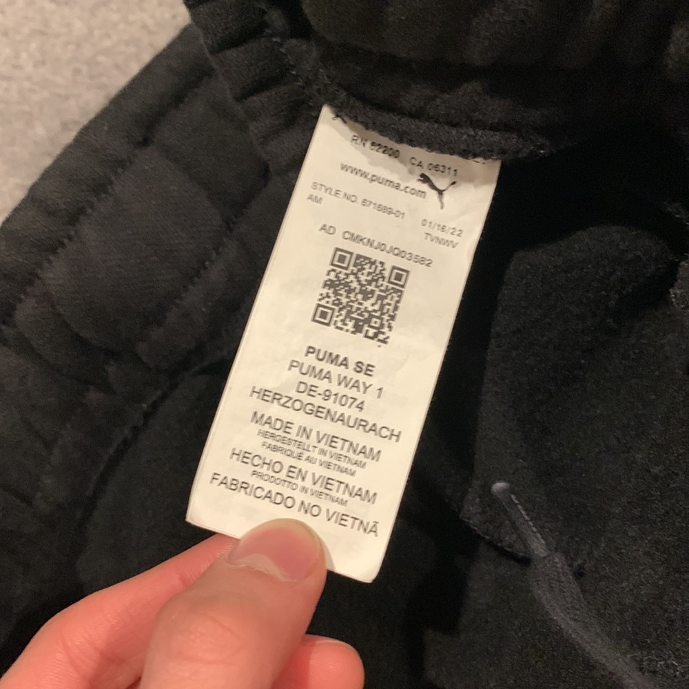 Puma Black Sweatpants - Picture 4 of 6